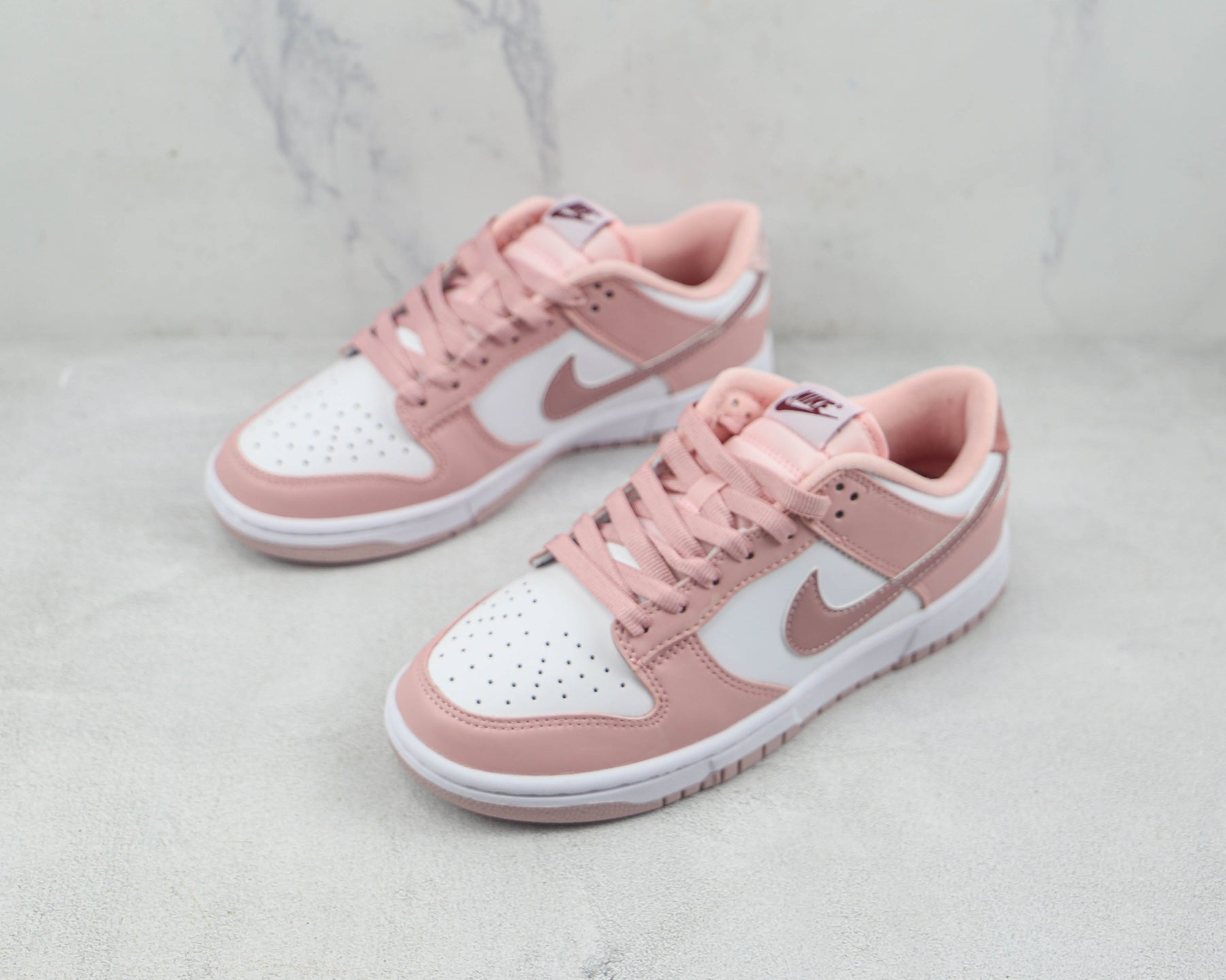 Nike Dunk Low Pink Velvet